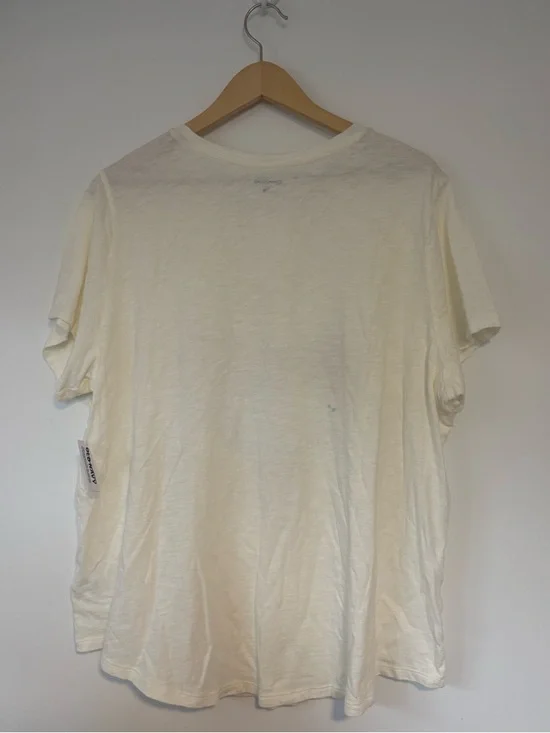 Tshirt - Picture 2 of 2